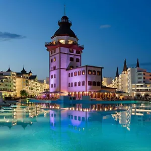 Station touristique Titanic Mardan Palace